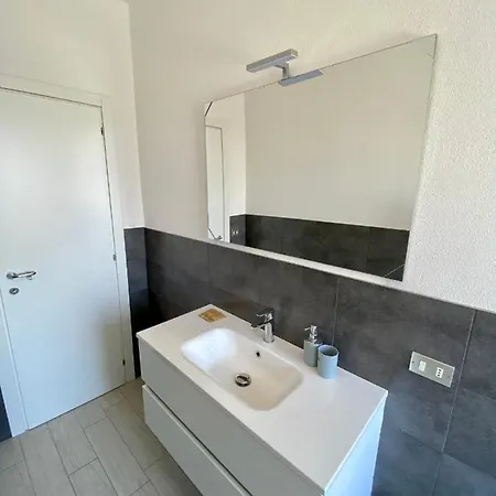 La Lucciola Aparthotel Lonato